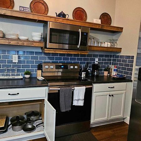 Dauphin District Darling #4 Downtown, Dining Apartamento Mobile Exterior foto