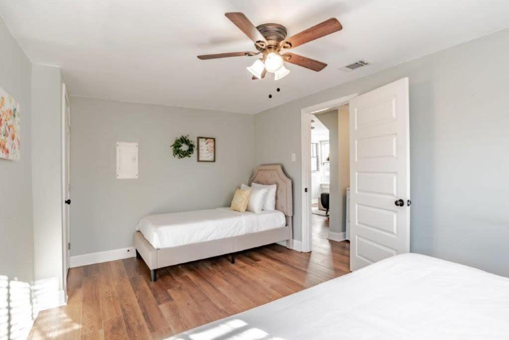Dauphin District Darling #4 Downtown, Dining Apartamento Mobile Exterior foto