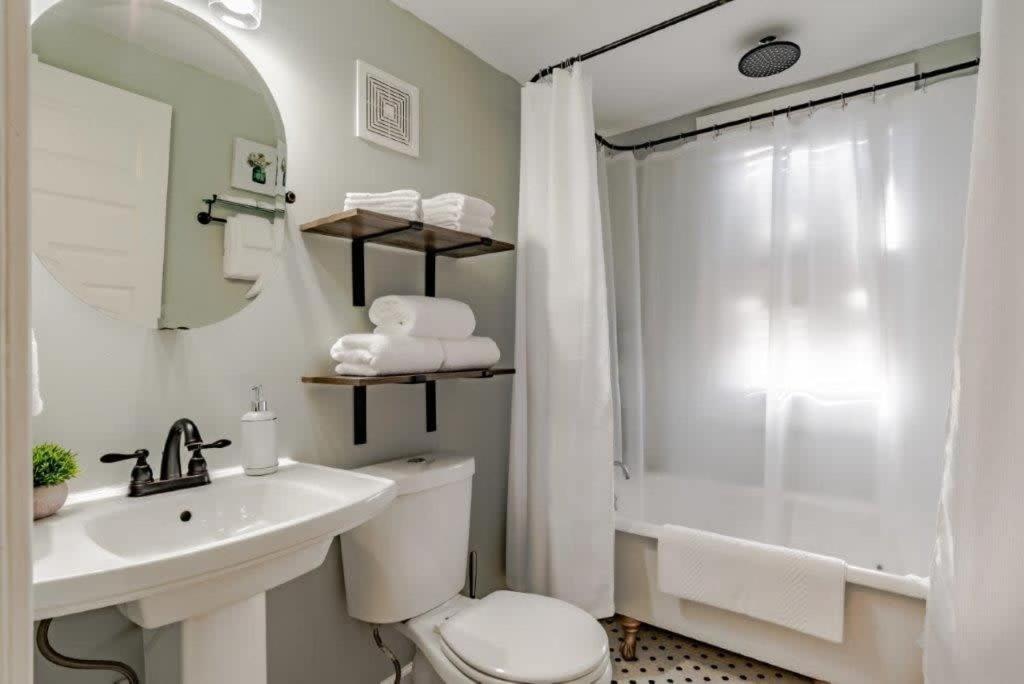 Dauphin District Darling #4 Downtown, Dining Apartamento Mobile Exterior foto